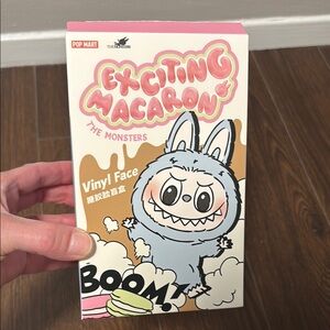 Pop Mart Exciting Macaron GREEN GRAPE